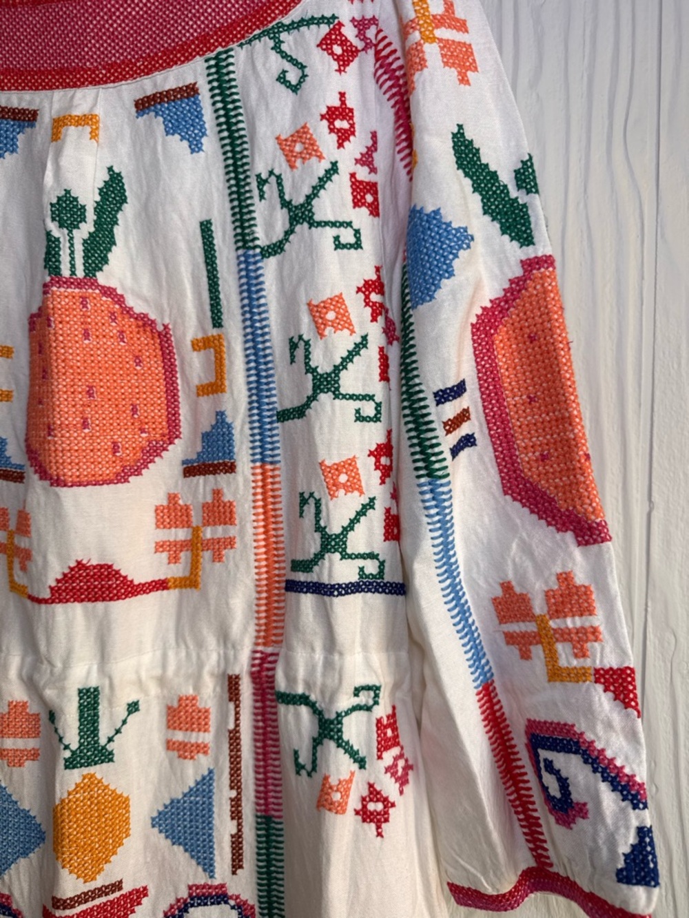 FARM  Rio  Pineapple Embroidered Midi Dress Cross Stitch. Linen Blend- Sz: XS - Picture 5 of 9
